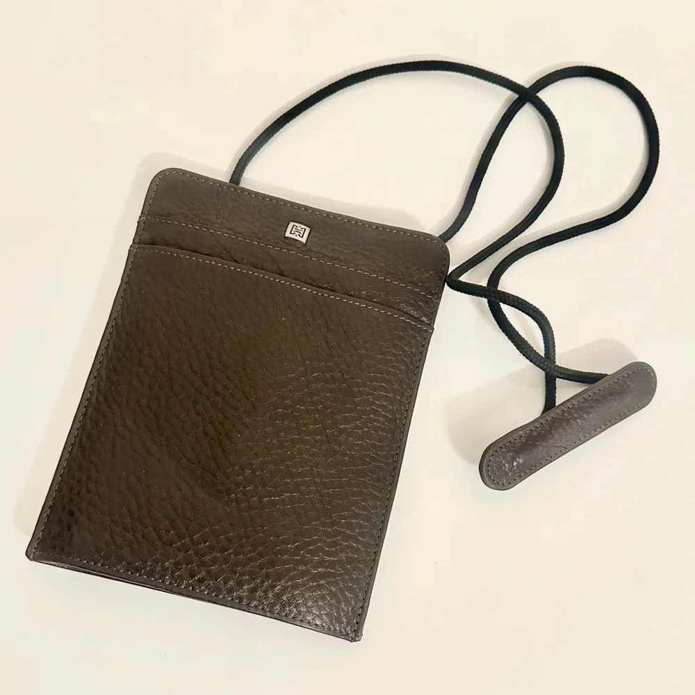 DORSA Leather Traveling Pouch for passport with wallet. Hand crafted. Brown